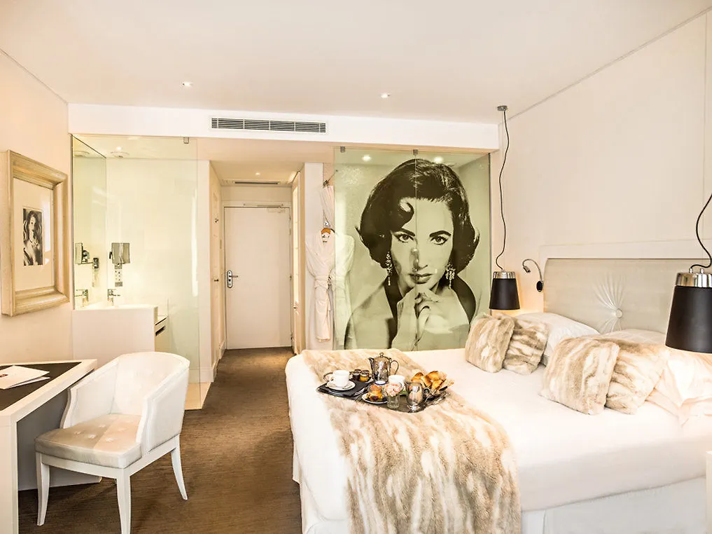 Hotel Renoir Cannes 4*,  France
