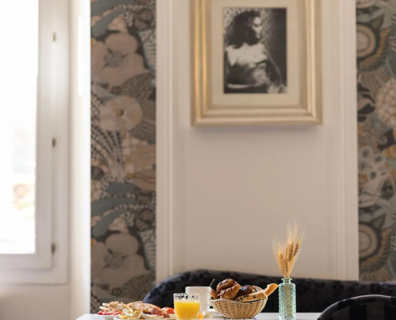 Hotel Renoir Cannes
