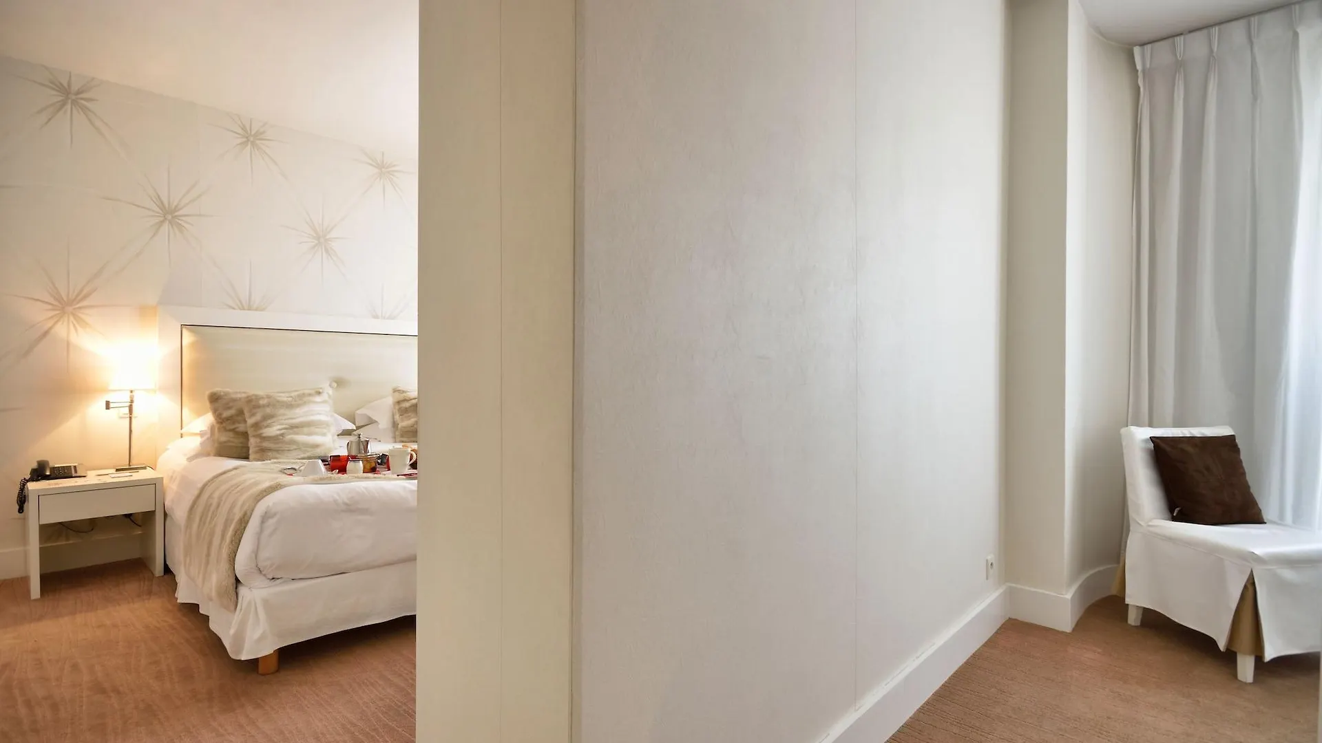 Hotel Renoir Cannes