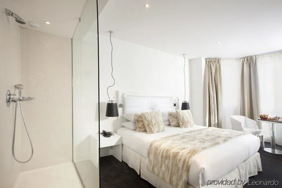 Hotel Renoir Cannes