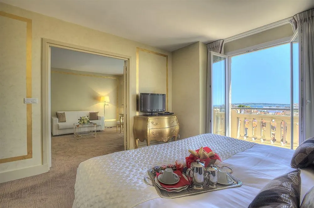 Hotel Renoir Cannes