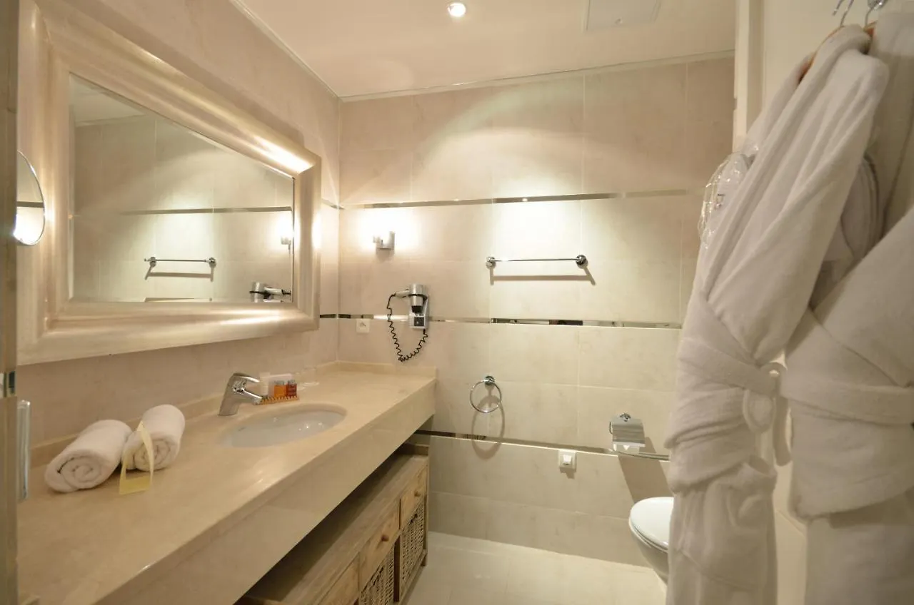 Hotel Renoir Cannes Frankrike